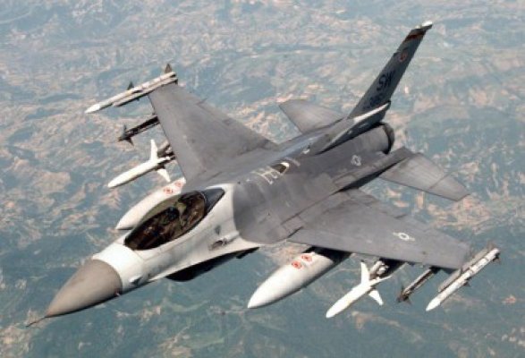 România şi Portugalia au semnat contractul de achiziţie a 12 avioane F-16